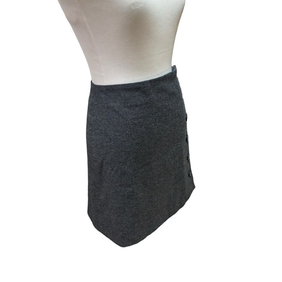 Banana Republic Women's Size 6 Mini Pencil Skirt Wool Blend with Accent Buttons - Picture 3 of 5